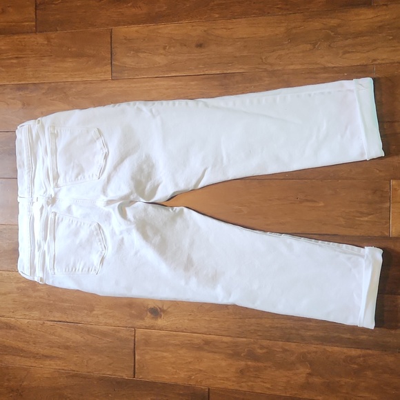 J. Crew white, slim boyfriend jeans in excellent condition! - Picture 4 of 11